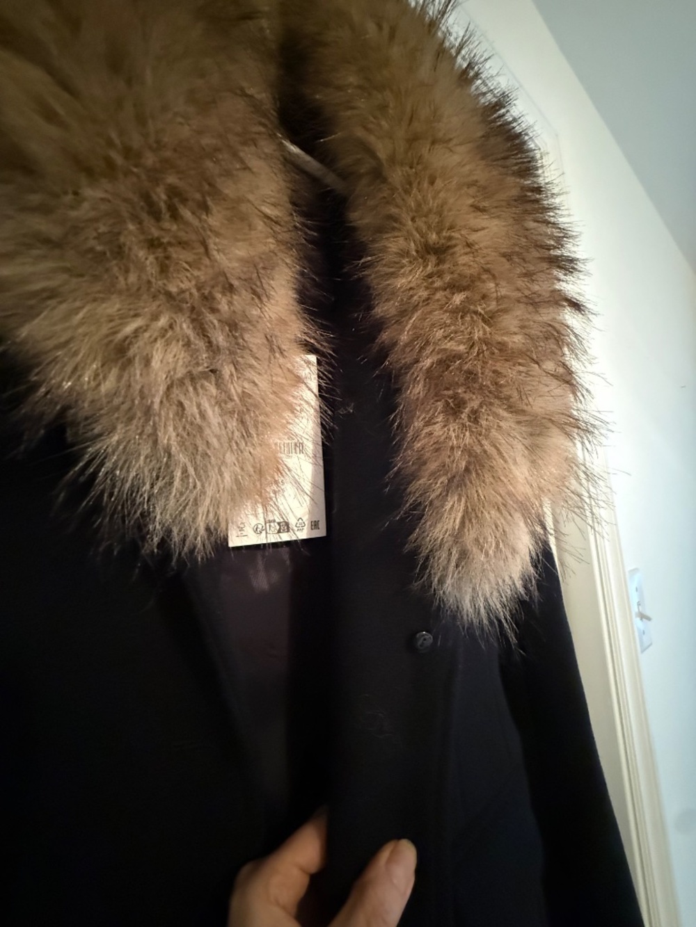 Zara wool coat with fur collar - Picture 3 of 7